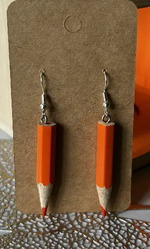 Boucle d'oreilles - Crayon de couleur